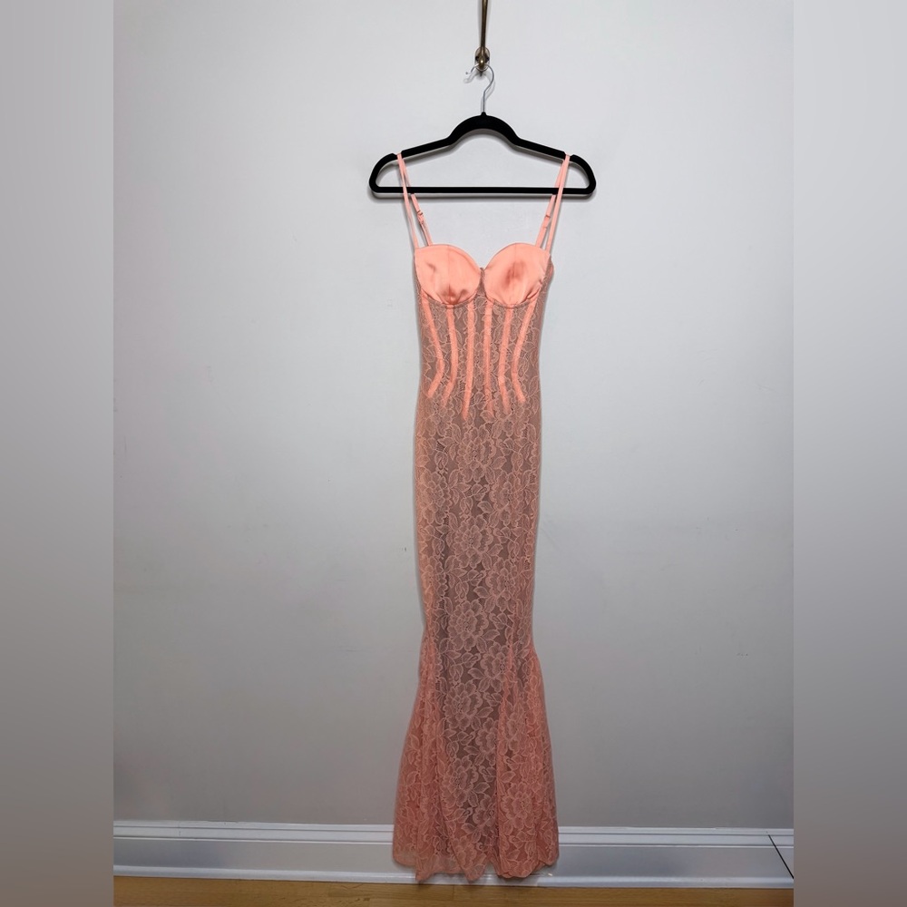 House of CB Cordelia Sorbet Lace Godet Maxi Dress - Picture 4 of 12